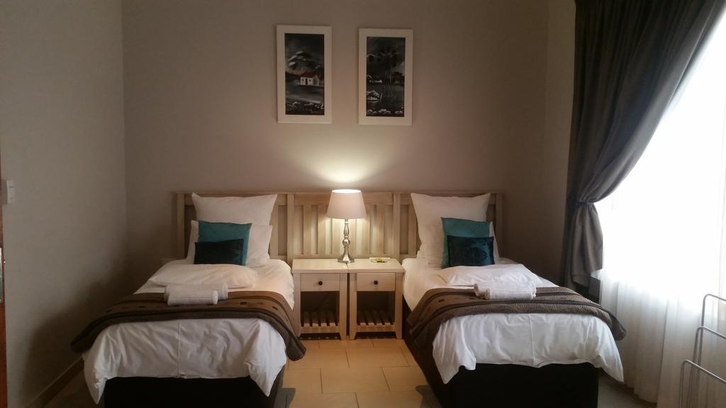 Summerset Place Country House Bela-Bela Bilik gambar